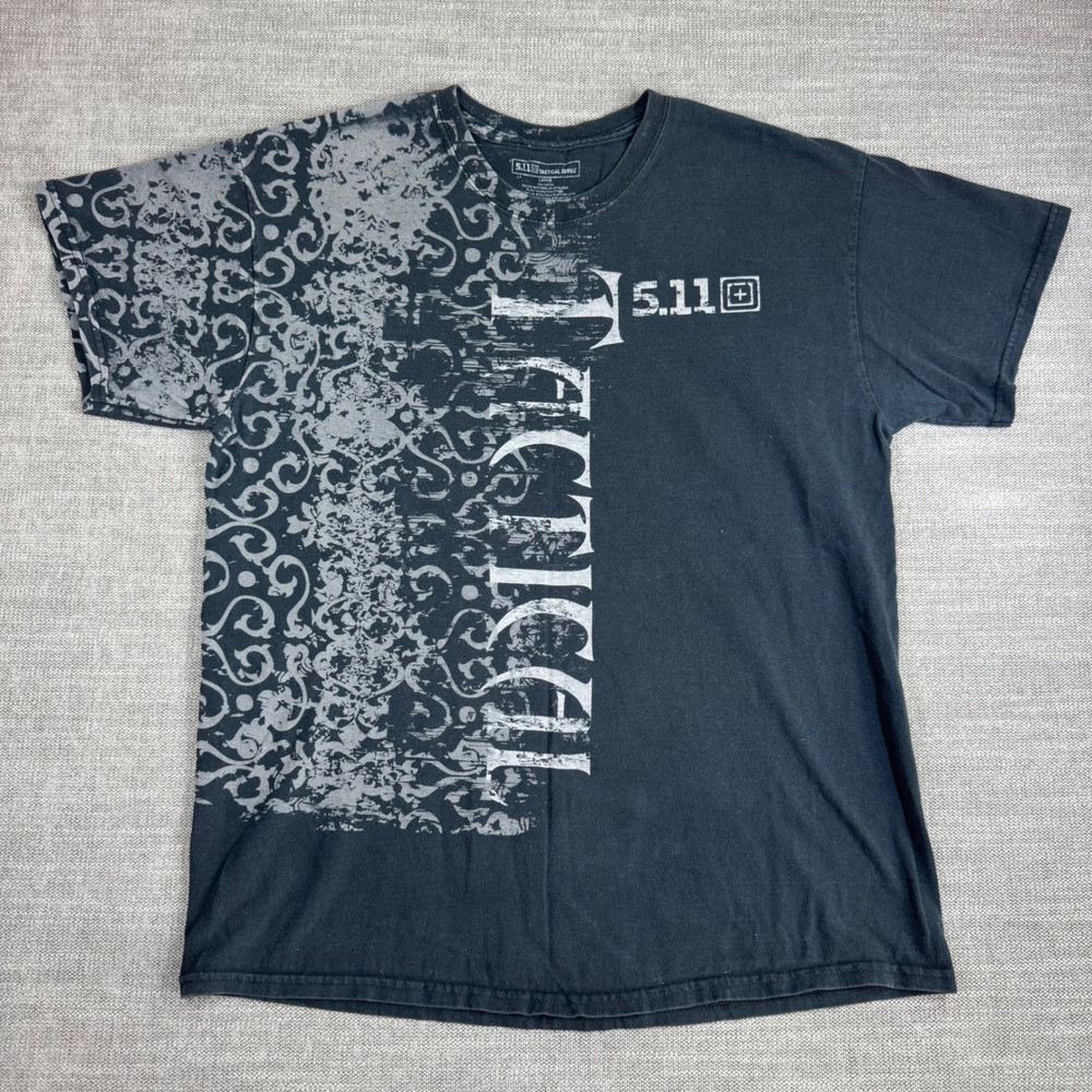 5.11 Tactical Series Mens Large Black Graphic T-Shirt Y2K Scroll Print Logo Tee